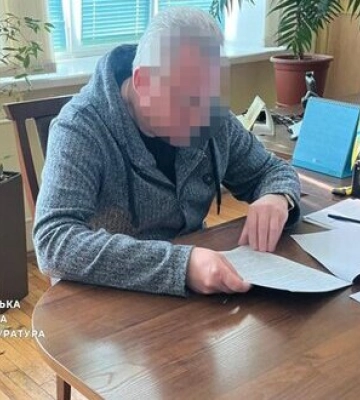 Растрата более 130 тыс. грн на удлинителях для укрытий - получил подозрение чиновник киевской РГА