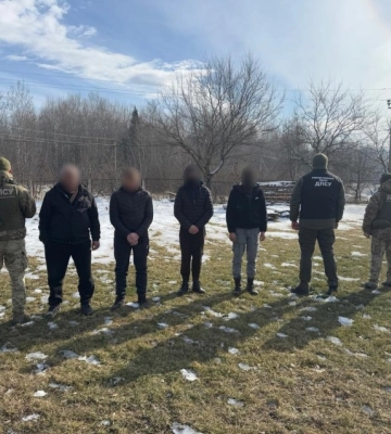 Заплатив 8 тисяч євро: Жителя Кропивницького затримали прикордонники