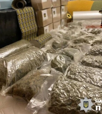 У Києві затримано групу наркоторговців із партією канабісу на 2 млн грн
