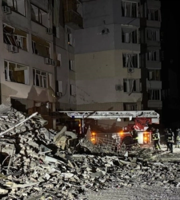 У Херсоні повідомляють про ще двох поранених після нічного удару РФ