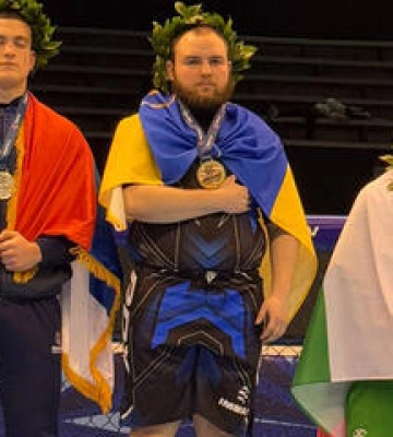 Полтавець став чемпіоном Європи з ММА