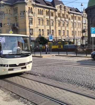 Львівське АТП-1 планує придбати 10 нових автобусів: стало відомо на яких маршрутах вони будуть працювати