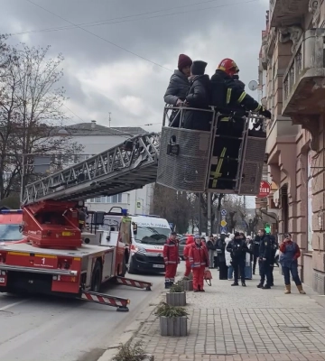 Попередньо, дві жінки загинули під час пожежі на Чорновола в Івано-Франківську