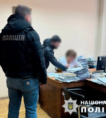 Розікрали гроші на ремонт дитячої поліклініки у Деснянському районі - київська поліція викрила спритників