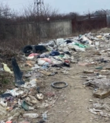 В Ужгороді виявили несанкціоноване стихійне сміттєзвалище