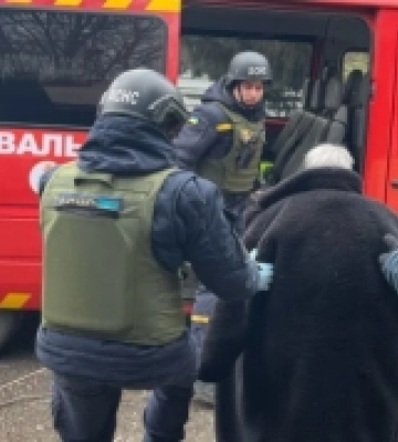 Російський обстріл Нікополя на Дніпропетровщині: загинули двоє чоловіків, є поранена
