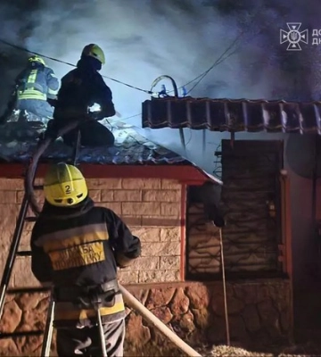 У Кіровоградській області у палаючому будинку загинула 15-річна дівчина