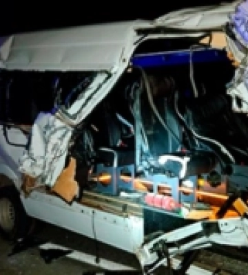 Автобус «Харків-Рівне» потрапив в аварію: одна людина загинула