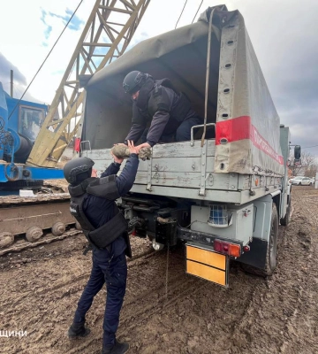 Рівненські сапери знищили небезпеку, що чатувала у землі
