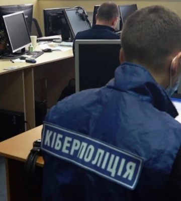 Через різні шахрайські схеми троє жителів Херсонщини втратили понад 39 тисяч гривень