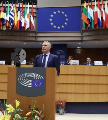Кличко в Европарламенте призвал усилить помощь Украине