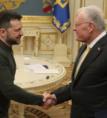 Келлог отменил пресс-конференцию после переговоров с Зеленским — The Guardian