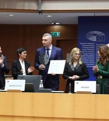 Кличко в Европарламенте призвал усилить помощь Украине