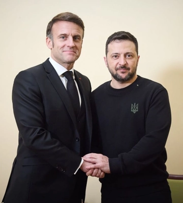 Макрон: Український президент був обраний на вільних виборах, це не стосується Путіна