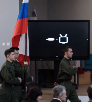 В многострадальной школе Мелитополя оккупанты провели очередное пропагандистское мероприятие  (скрины)