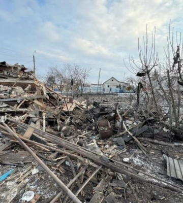 На Харківщині внаслідок влучання КАБа пошкоджені приватні будинки та автомобілі
