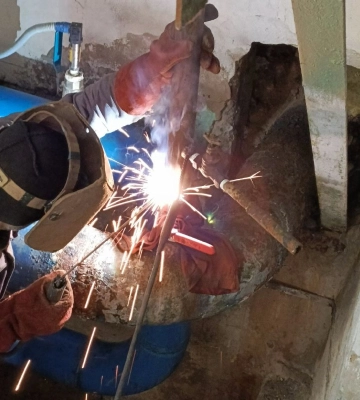 На Токарівському водозаборі сумські комунальники усунули порив та оновили обладнання
