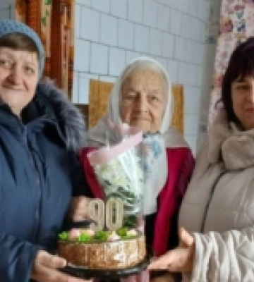В Шацькій громаді на Волині привітали з ювілеєм довгожительку з села Вільшанка