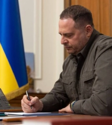 Єрмак і Волтц обговорили зближення позицій України та США