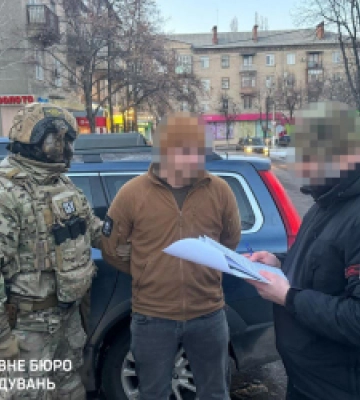 Військовий виявився шахраєм: як він намагався обдурити жінку