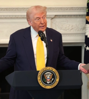 Трамп назвав Зеленського "не дуже важливим"