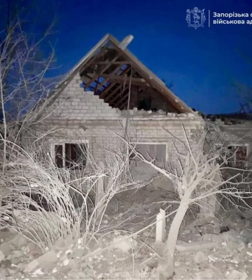 Росіяни вдарили КАБами по Гуляйполю: троє людей отримали поранення
