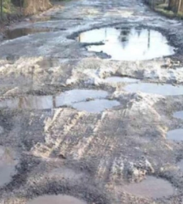 Цього року у населених пунктах Львівської МТГ ремонтуватимуть 25 ґрунтових доріг