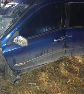 На Рівненщині внаслідок тарану вантажівки та легковика помер у лікарні водій останнього. ФОТО