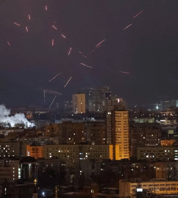 Угода про копалини. США погрожують відключити Україну від Starlink — Reuters