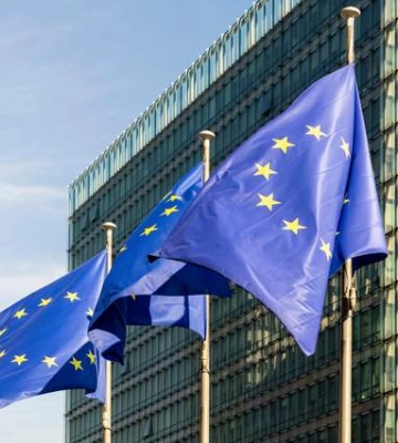 ЄС веде переговори про пакет військової допомоги Україні: у Bloomberg назвали суму