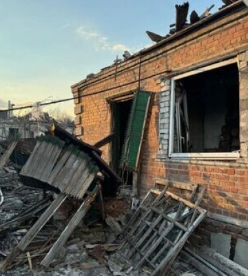 Війська РФ обстріляли три райони Донеччини: 2 людини загинуло, 11 поранені. ФОТОрепортаж