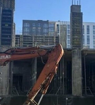 У Львові на Левандівці будують школу з басейном та укриттям. Коли закінчать