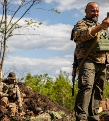 Угода про копалини. США погрожують відключити Україну від Starlink — Reuters