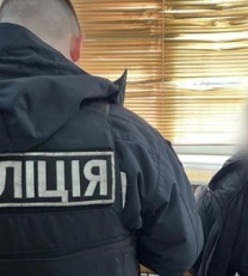 В Одессе мужчина распилил газ и стрелял в военного ТЦК