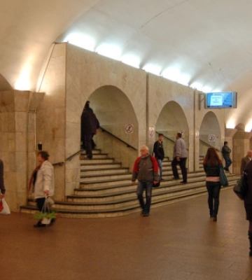У Києві станція метро «Майдан Незалежності» поновила роботу у звичайному режимі