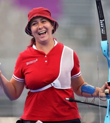 Росіянка Махмудова, яка незаконно відвідувала Крим, стала чемпіонкою Європи зі стрільби з лука