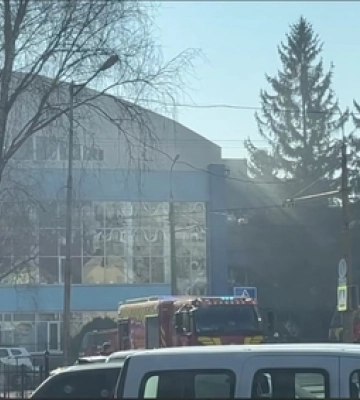 Дим ішов з вікна: у спорткомплексі в Луцьку трапилася пожежа