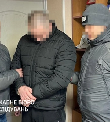 Чиновник воинской части собрал с подчиненных "дань" на 1 млн