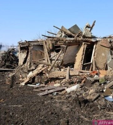 Загарбники вдарили КАБом по селу на Харківщині, пошкоджені приватні будинки