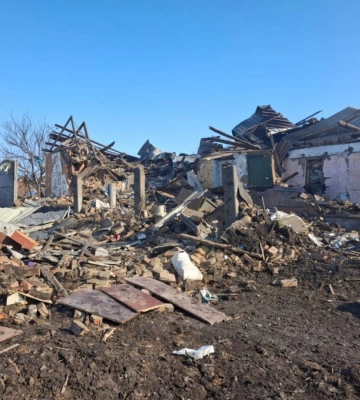 Загарбники вдарили КАБом по селу на Харківщині, пошкоджені приватні будинки
