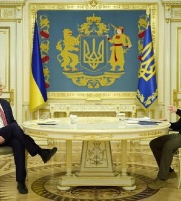 Зеленський &quot;хрипким голосом кричав&quot; на Бессента під час суперечки щодо угоди про корисні копалини, - FT