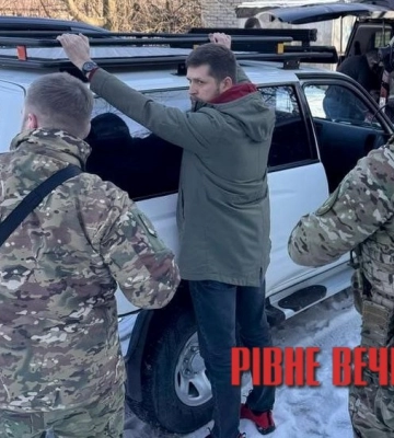 Керівника Костополя підозрюють у мільйонному хабарі
