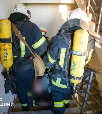 Поблизу Львова на місці пожежі сухої трави знайшли тіло чоловіка
