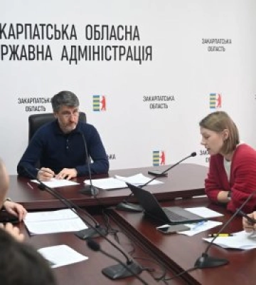 На Закарпатті посилюють протиепідемічні заходи і переводять всі школи на дистанційне навчання до 7 березня включно