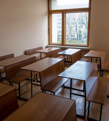 Всі закарпатські школи переходять на дистанційне навчання до 7 березня