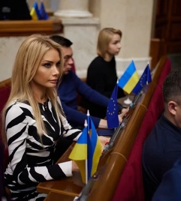 У Раду подано постанову про складання повноважень нардепа Кормишкіної