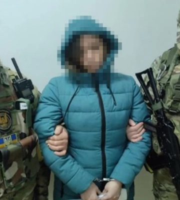 Готовила тайники для терактов в Одессе: СБУ задержала агентку России