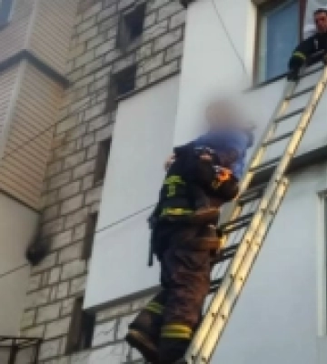 У Татарбунарах під час пожежі врятували двох людей