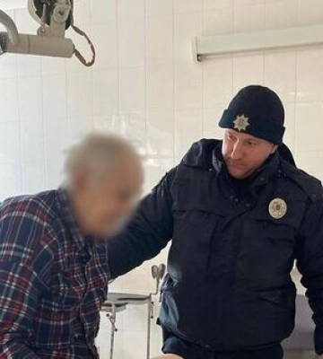 Горів приватний будинок: війська РФ атакували сім сіл, що на прикордонні Чернігівщини