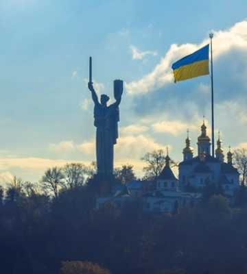 Киян закликали зачинити вікна та увімкнути очищувачі повітря